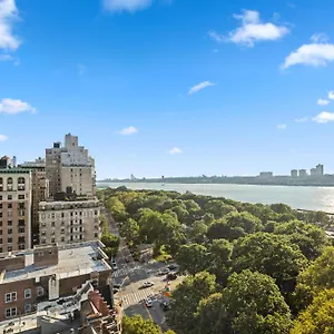 Riverside Tower ** New York